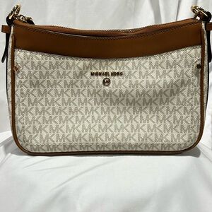 Michael Kors Tan and Cream Shoulder Bag